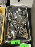 LOT OF FLATWARE