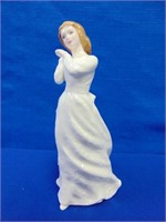 Royal Doulton Figurine Sweet Dreams H N 3394