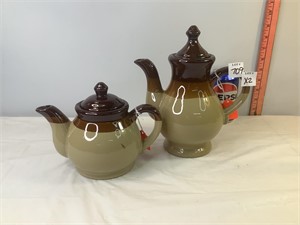Brown/Beige Teapots