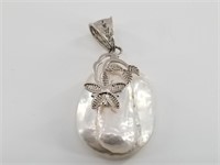 Freshwater pearl and sterling silver pendant