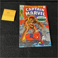 Captain Marvel 18 vs. Mandroid Marvel Bronze Age