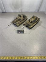 Unimax model military tanks