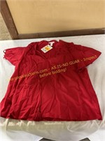 Knox Rose, size large red shirt