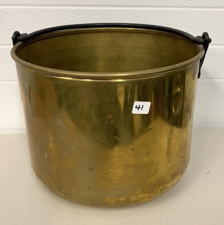 Brass pail (9"H x 11"W) (NO SHIPPING)