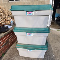 3 Rubbermaid Roughneck Totes