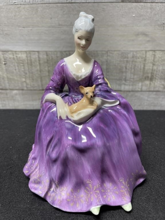 Royal Doulton Charlotte HN 2421 Figurine 6.5" Tall