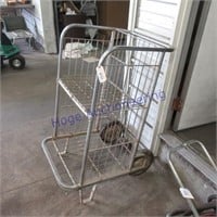 2-wheel wire cart