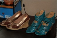 Two pairs of heeled sandals size 6