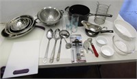 Big Mix of Kitchen Items