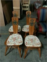 Lot of 4 narrow back side chairs