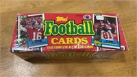 —1990 sealed Topps football cards