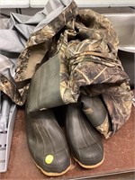 Cabela’s chest waders-used-boot size 14