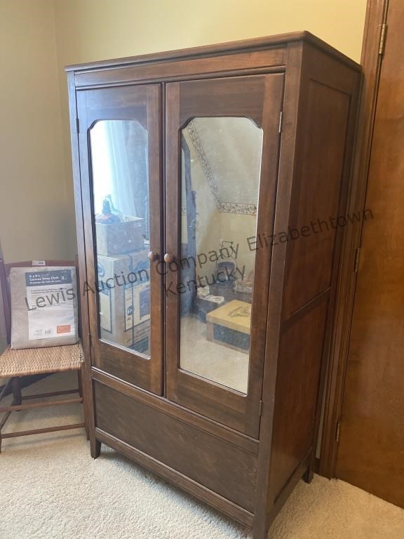 Vintage wardrobe with mirrors, 67 inches tall 36