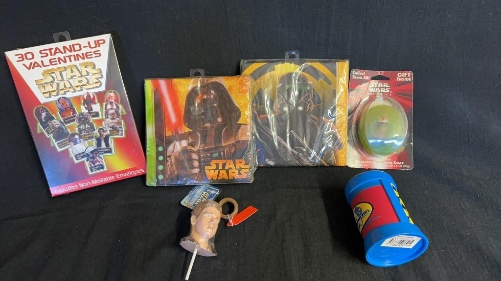 Assortment Of Star Wars Collectibles Qty 6