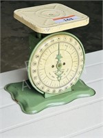 vintage counter top scale