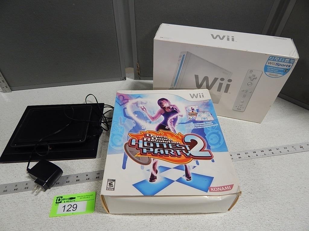 Wii dance pad, Wii Sports and digital photo frame
