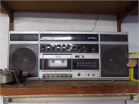 Boom Box Stereo