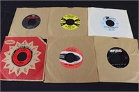 45 RPM Records Featuring: The Chordettes; Dionne W