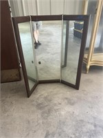 Trifold Mirror