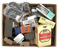 Assorted Brand Vintage Electronics