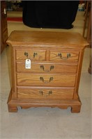 Oak End Table Thomasville