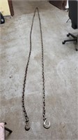 26' log chain w 2 hooks
