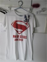 MAN OF STEEL JUNE 2013 WITH TAG T-SHIRT SIZE XL