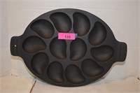 Cast Iron Outcast Oyster Grilling Pan. New
