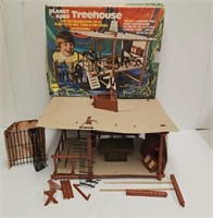 1967 Mego Planet of the Apes Treehouse w/OB