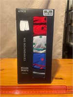 New No Boundaries men’s 4 pack boxer briefs XL