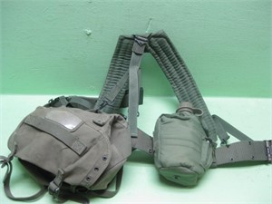 Belt & Shoulder Strap With Canteen & US Field Pack