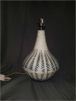 Beautiful Hand-Painted Pottery Decorative Lamp