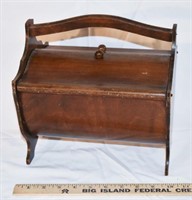 VINTAGE WOODEN SEWING BOX