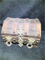 Vintage Treasure Chest Jewelry Box