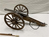 SMALL KIT STYLE MINIATURE CANNON, UNKNOWN CALIBER,