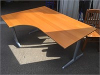 Large L-shape desk - 63x47x30"H