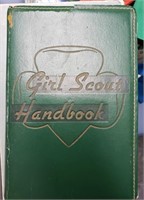 VTG GIRL SCOUTS HANDBOOK