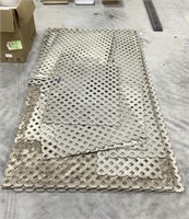 Lot of used plastic lattice- 16pcs 4 - 4x8 w/ 12
