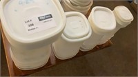 1 Lot - Mainstays Containers / 3 5.0L Containers,