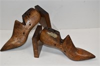 Unusual Vintage Shoe Form Bookends