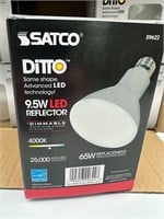 Six 9.5 W LED Recessed Light Bulbs