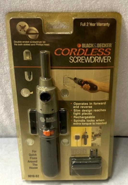 Cordless screwdriver/Black & Decker