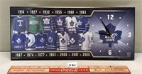 NICE MAPLE LEAFS WALL PLAQUE/CLOCK
