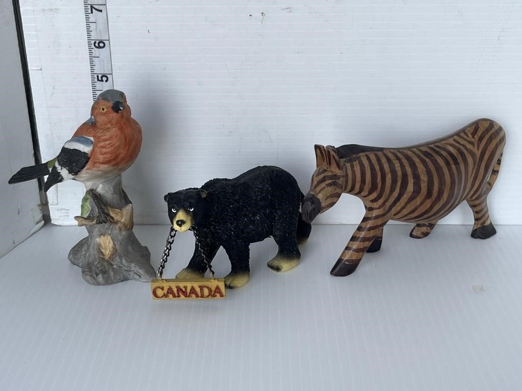 3 animal figures