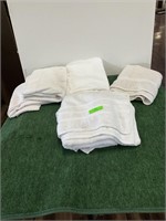 4 towels