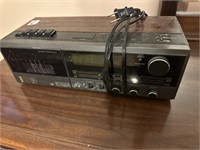 Clock Radio  B3-3
