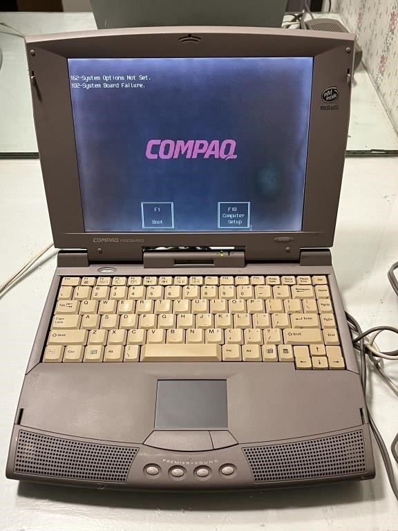 Vintage COMPAQ Presario Computer