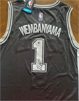 Victor Wembanyama Signed Jersey w/COA