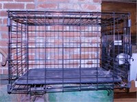 Metal folding pet crate w/ tray, 29" x 21" x 18.5"