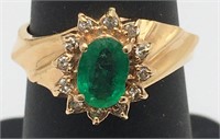 14k Gold & 1ctw Center Emerald & Diamond Ring